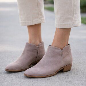 Simply Vera ankle booties size 7.5